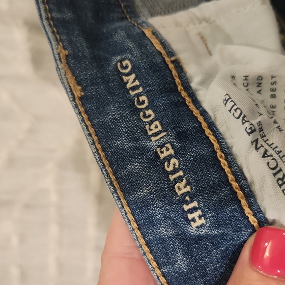 Medium wash high rise, distressed American Eagle jegging jeans size 14! - Picture 3 of 10